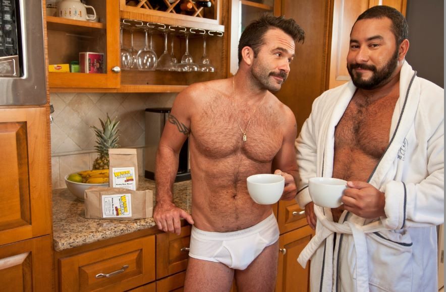 George Unda, Where The Bears Are, Manhattan Digest