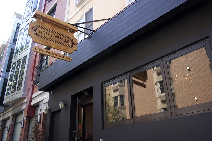 Little Town Social, Manhattan Digest
